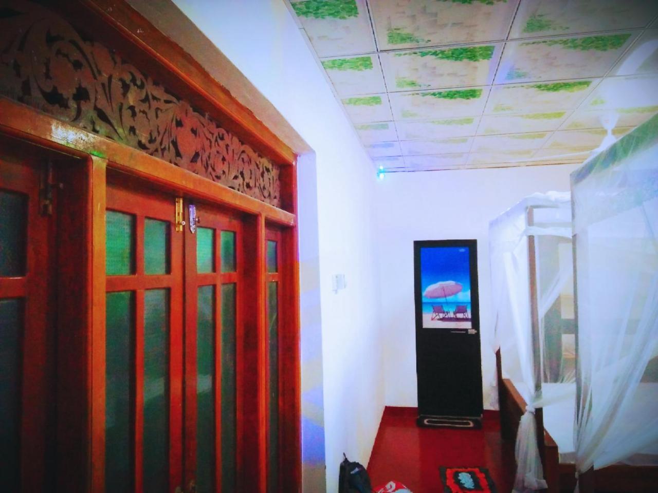 Tharurashmi Sea Pond Villa & Surf Hostel - Hiriketiya Dikwella Extérieur photo